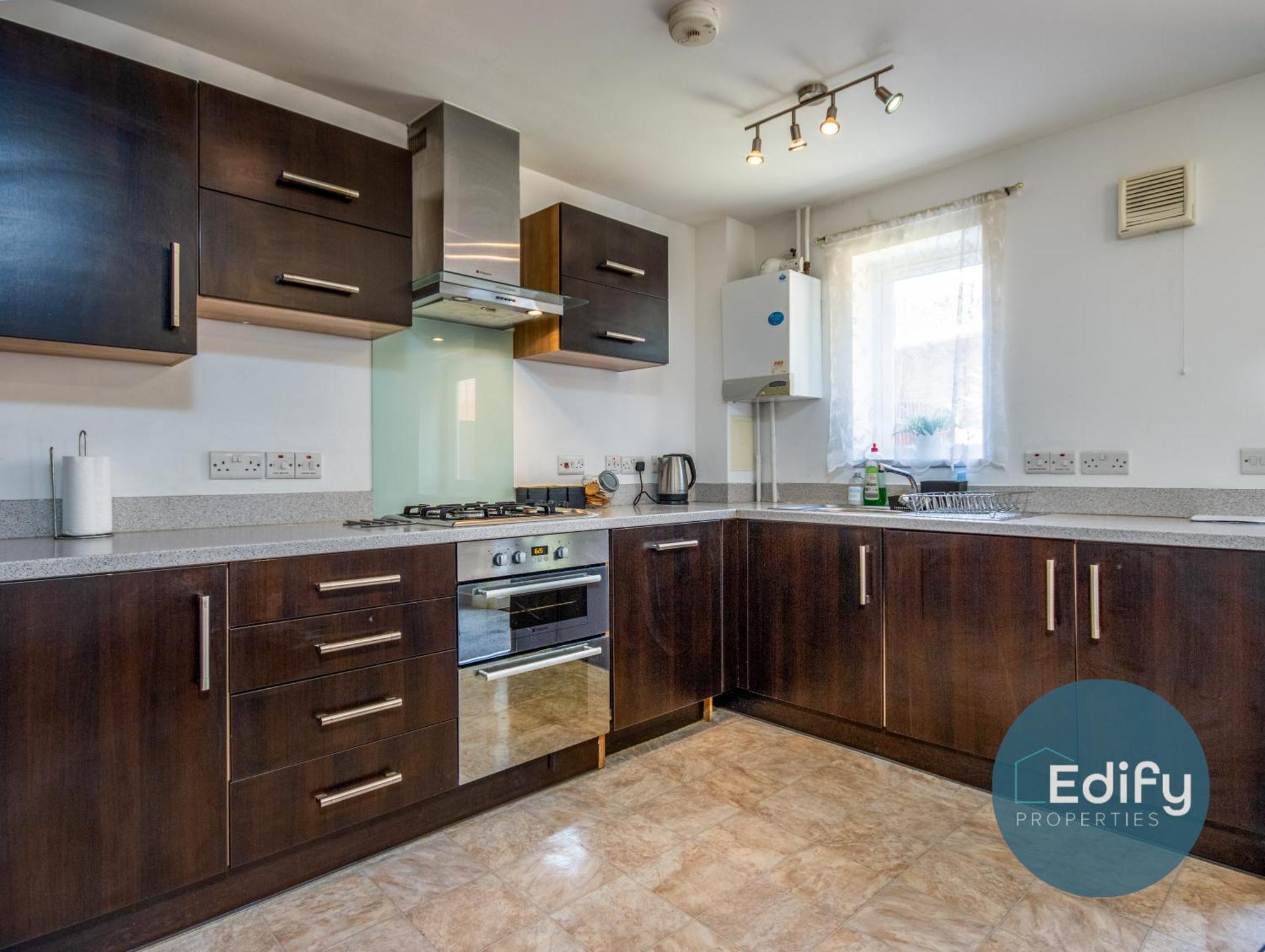 Centre, Sleeps 8, Free Parking Hébergement de vacances